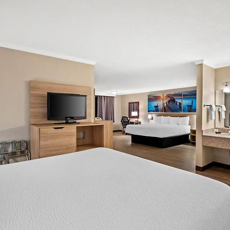 Days Inn By Wyndham Whitmore Lake Ann Arbor Brighton Zewnętrze zdjęcie
