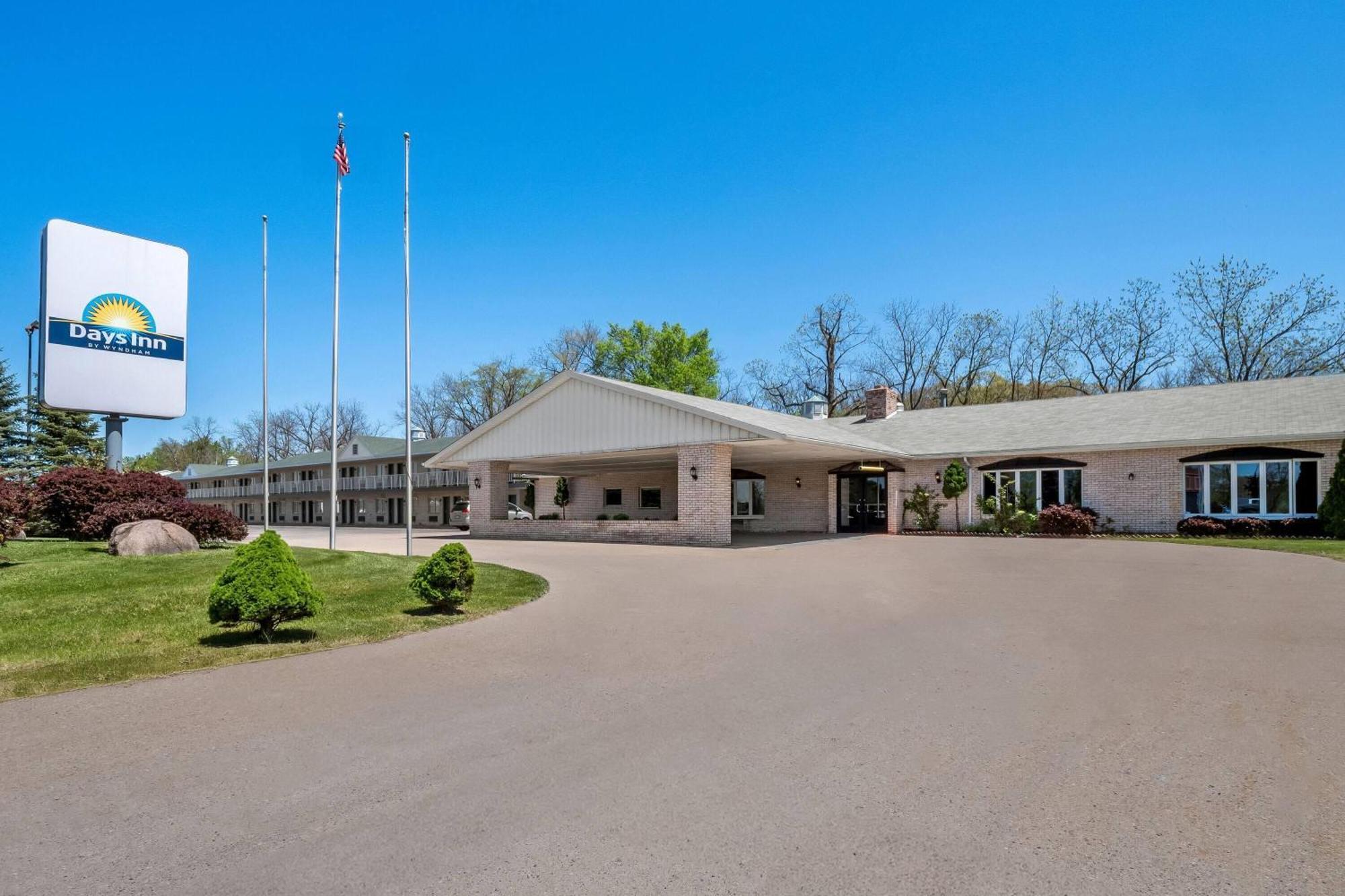 Days Inn By Wyndham Whitmore Lake Ann Arbor Brighton Zewnętrze zdjęcie