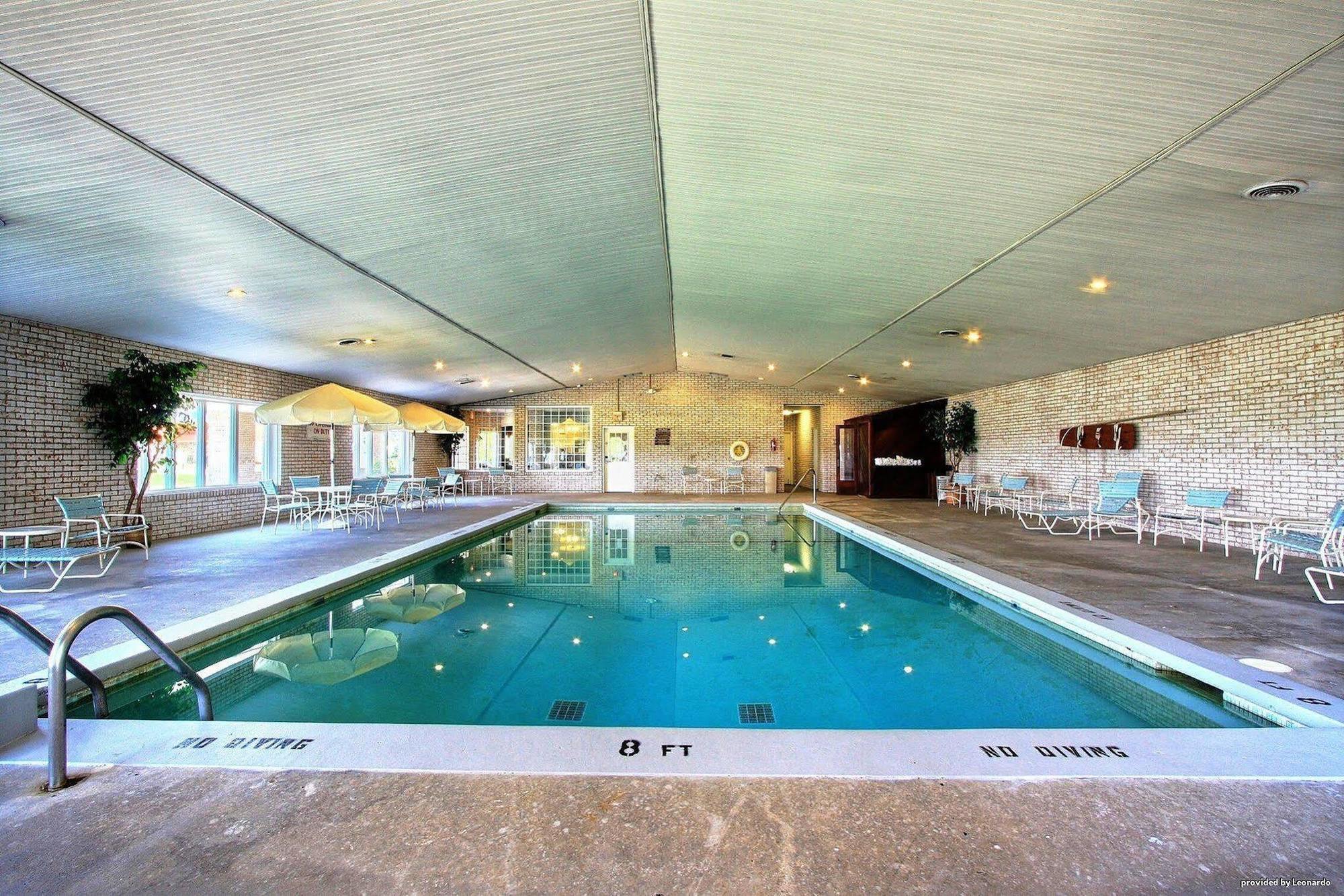 Days Inn By Wyndham Whitmore Lake Zewnętrze zdjęcie