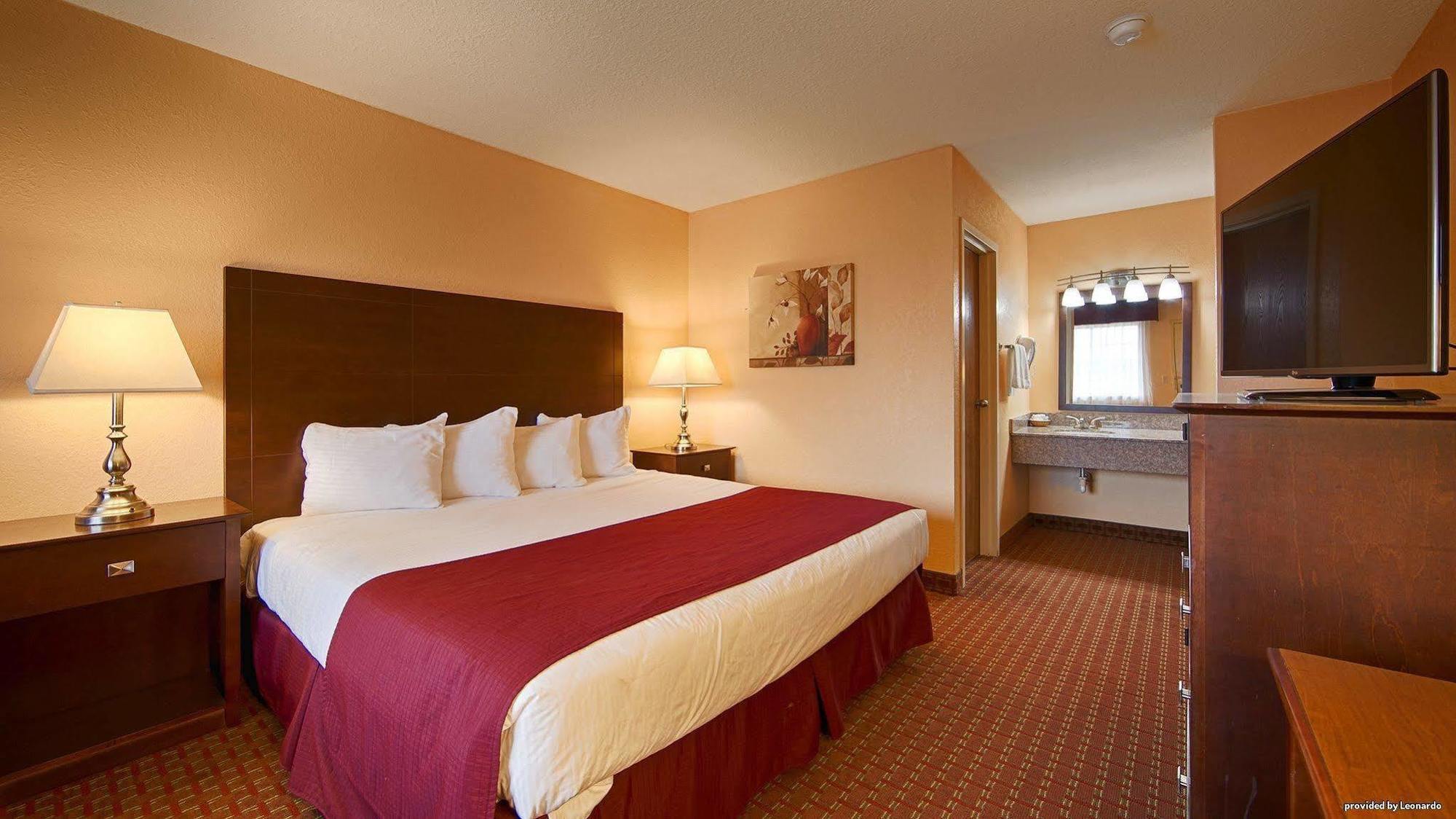 Days Inn By Wyndham Whitmore Lake Zewnętrze zdjęcie
