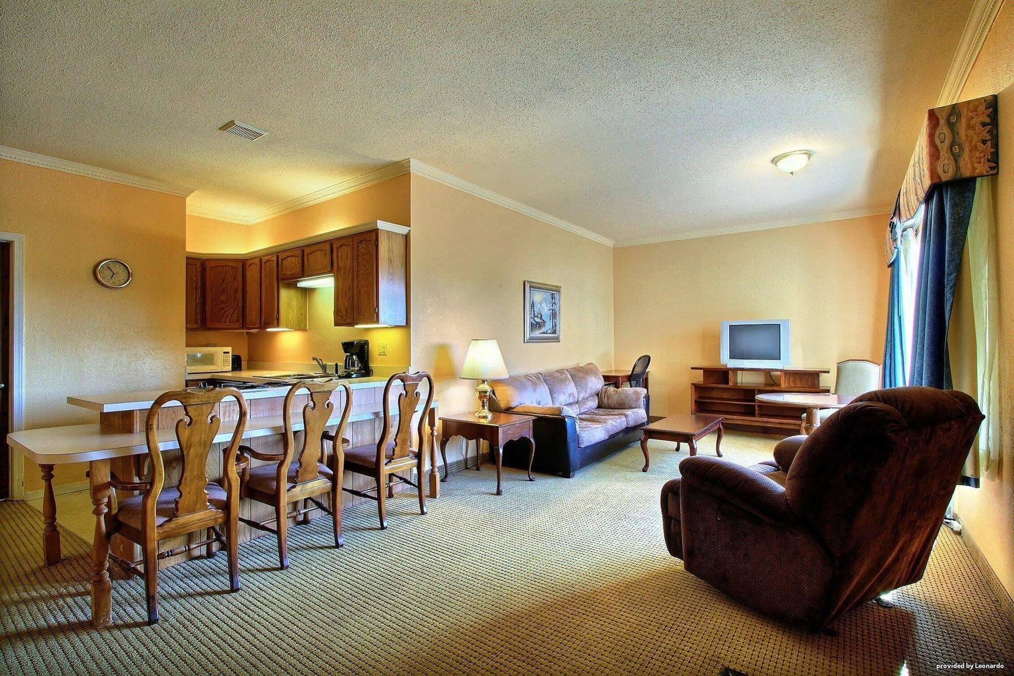 Days Inn By Wyndham Whitmore Lake Near Ann Arbor And Brighton Zewnętrze zdjęcie